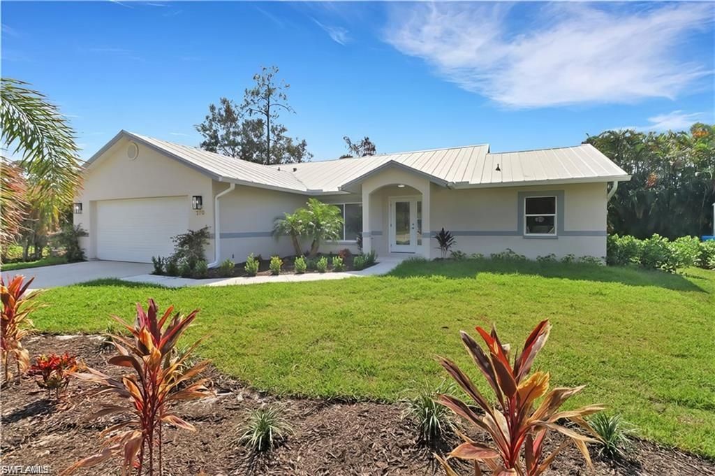 270 Madison DR, NAPLES, FL 34110 — photo 2