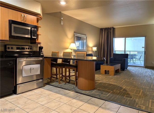 211 East Flamingo Road 720, Las Vegas, NV 89169