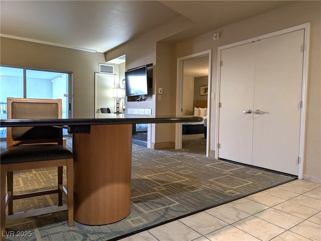 211 East Flamingo Road 720, Las Vegas, NV 89169