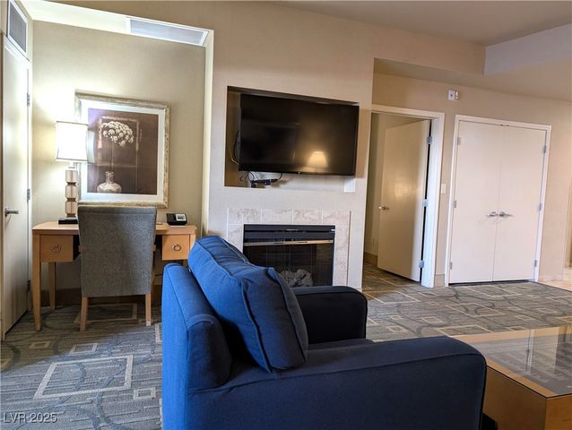 211 East Flamingo Road 720, Las Vegas, NV 89169