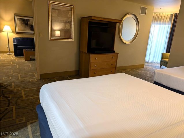 211 East Flamingo Road 720, Las Vegas, NV 89169