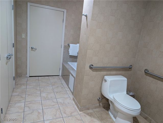 211 East Flamingo Road 720, Las Vegas, NV 89169