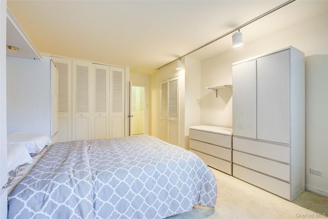 66-36 Yellowstone Boulevard 4-A, Forest Hills, NY 11375