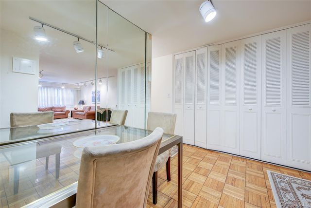 66-36 Yellowstone Boulevard 4-A, Forest Hills, NY 11375