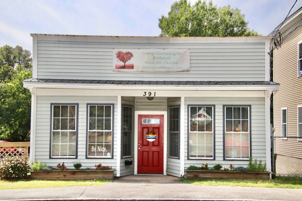 391 Main Street, Biddeford, ME 04005 — exterior