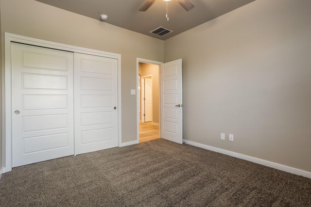 7701 Majesty Court NW, Albuquerque, NM 87107