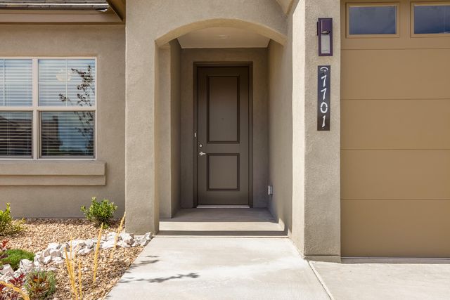 7701 Majesty Court NW, Albuquerque, NM 87107