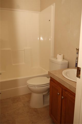 325 Lytton LN, Dale, TX 78616