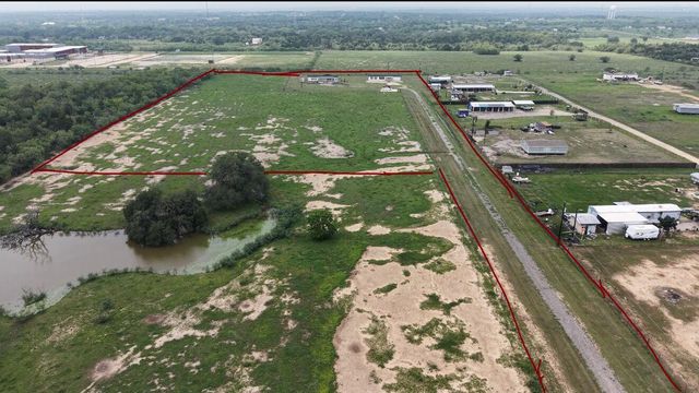 325 Lytton LN, Dale, TX 78616
