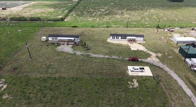325 Lytton LN, Dale, TX 78616