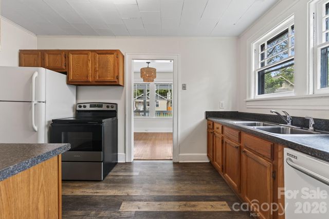 203 Pennsylvania Avenue, Asheville, NC 28806