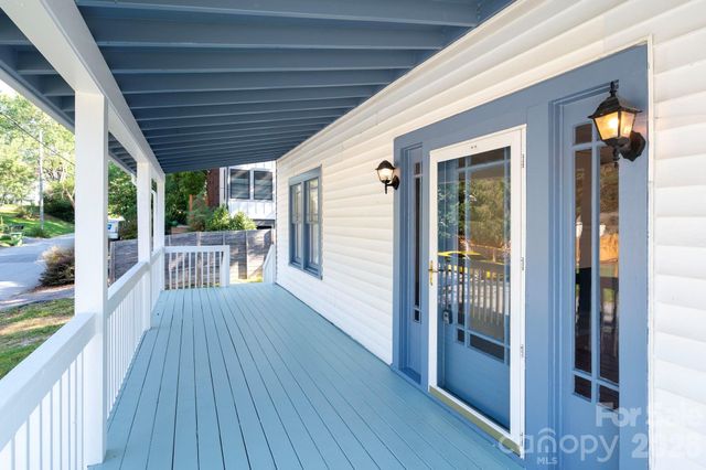 203 Pennsylvania Avenue, Asheville, NC 28806