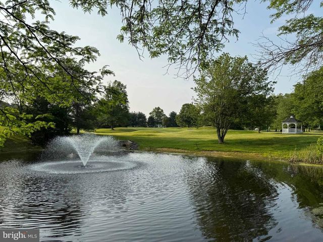 38 RUTLAND LANE I, Monroe Township, NJ 08831