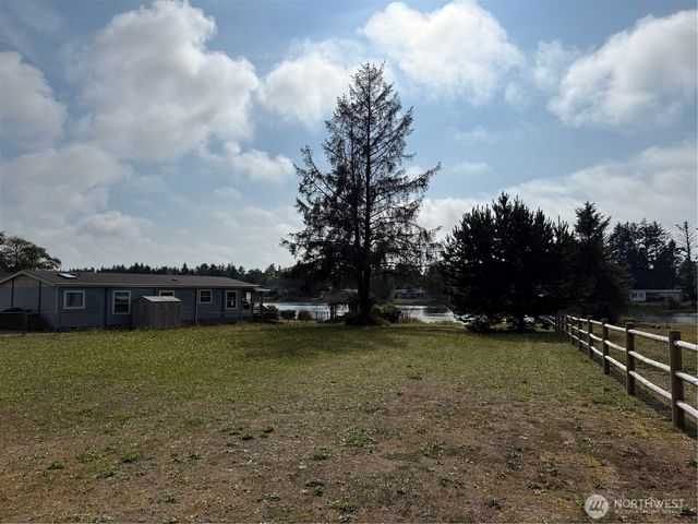 3220 241st Place, Ocean Park, WA 98640