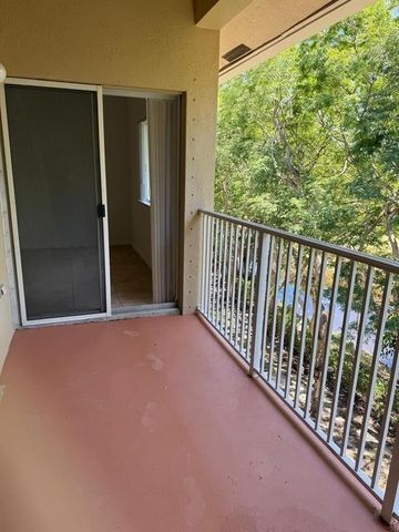 2941 Riverside Drive 303, Coral Springs, FL 33065