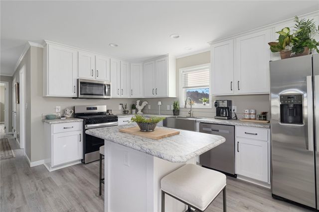 22 Valiant Drive, Coventry, RI 02816