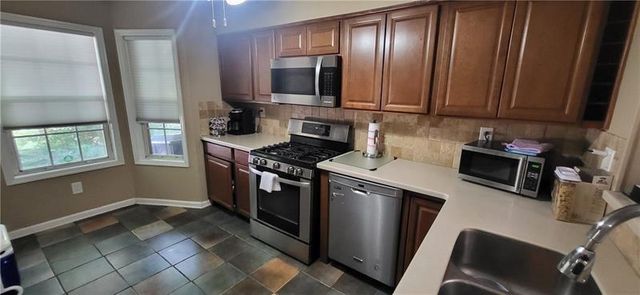 2105 N Forest NE Trail, Dunwoody, GA 30338