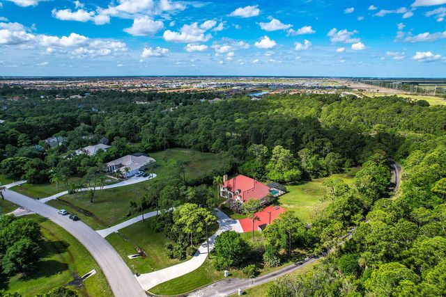 7868 Saddlebrook Drive, Port St. Lucie, Port St Lucie, FL 34986