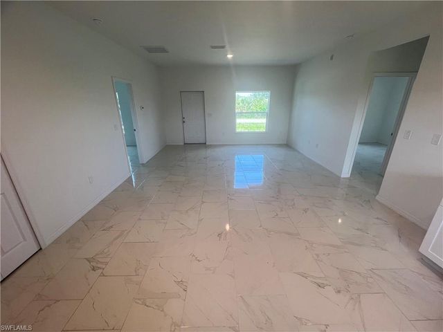 3508 3rd ST SW, Lehigh Acres, FL 33976