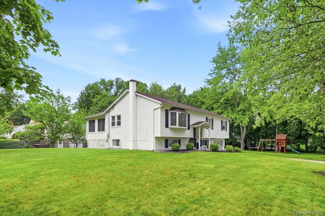 1 Craig Place, Wappingers Falls, NY 12590