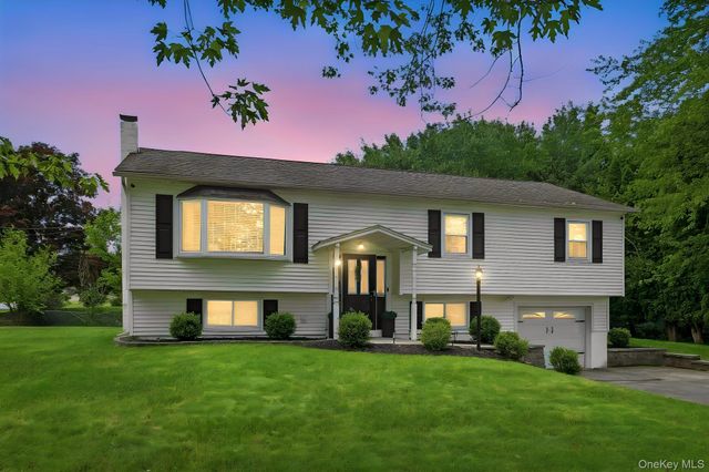 1 Craig Place, Wappingers Falls, NY 12590