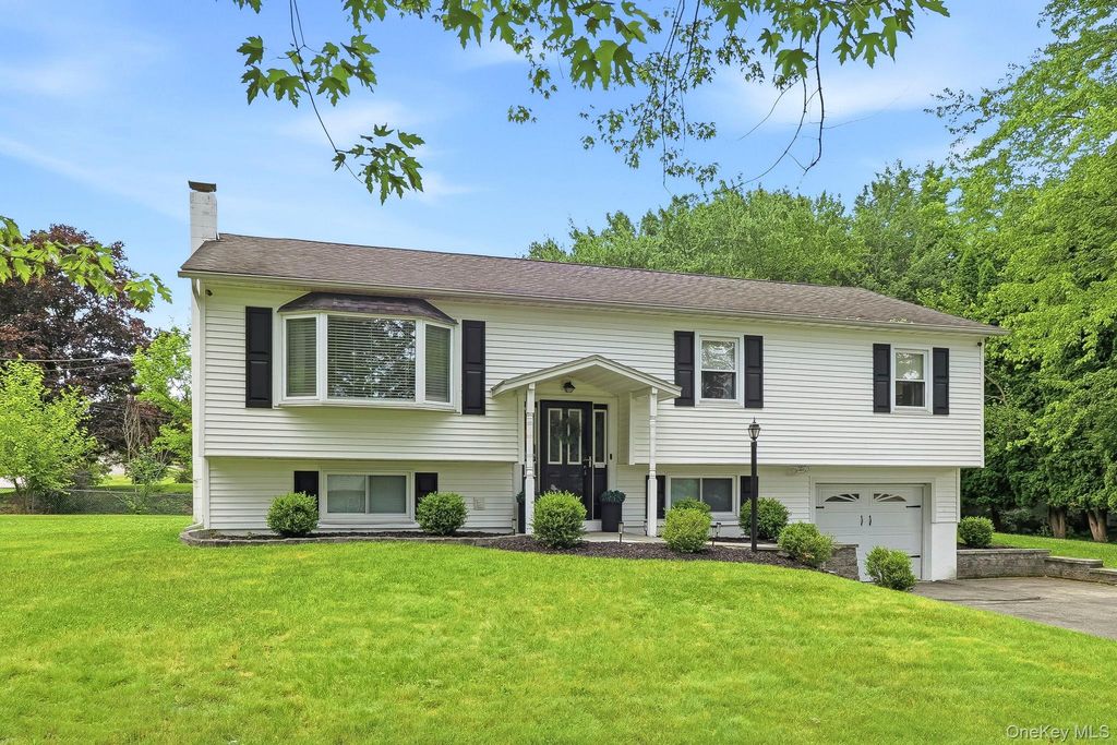 1 Craig Place, Wappingers Falls, NY 12590