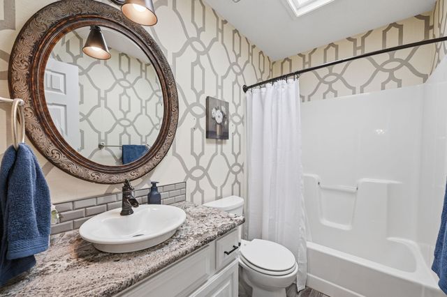 8518 E Mulberry St, Wichita, KS 67226