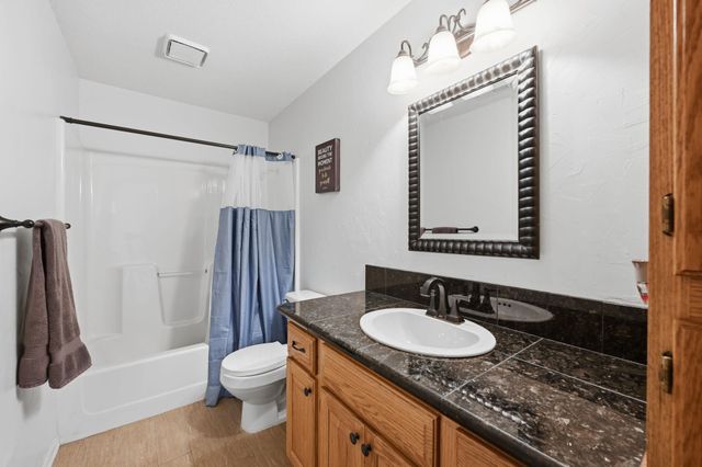 8518 E Mulberry St, Wichita, KS 67226