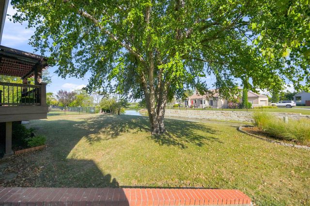 8518 E Mulberry St, Wichita, KS 67226