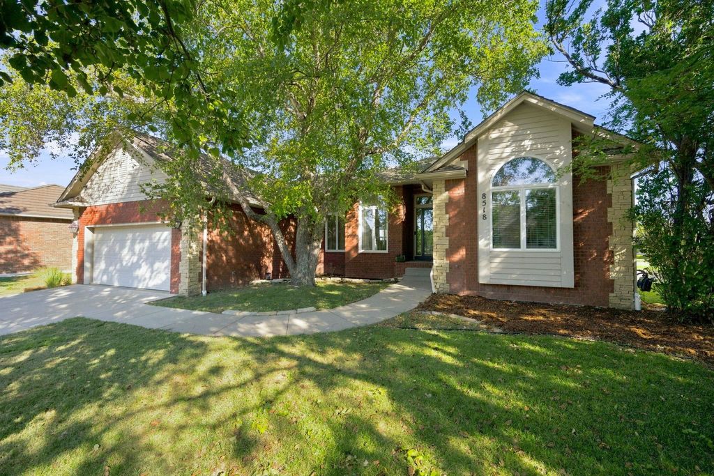 8518 E Mulberry St, Wichita, KS 67226
