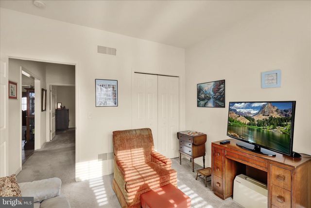 195 SWEET BIRCH LN, Womelsdorf, PA 19567