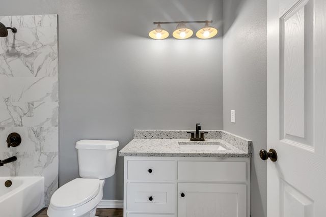 1407 E Nobles Ave, Midland, TX 79701