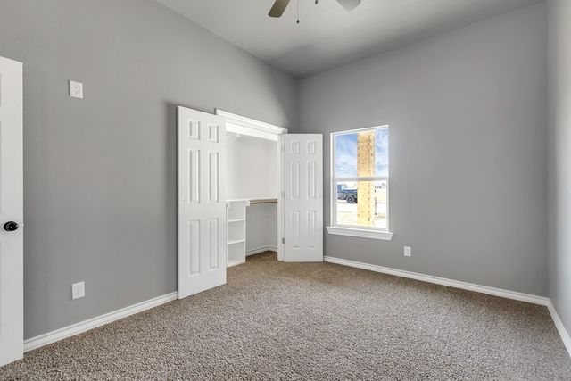 1407 E Nobles Ave, Midland, TX 79701