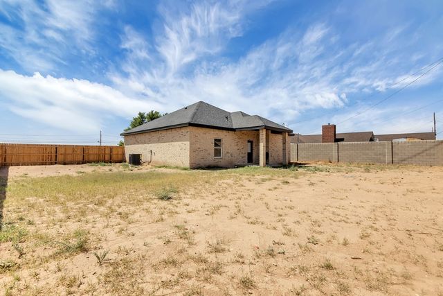 1407 E Nobles Ave, Midland, TX 79701