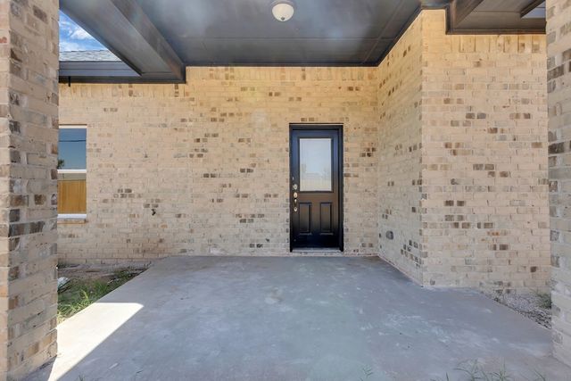 1407 E Nobles Ave, Midland, TX 79701