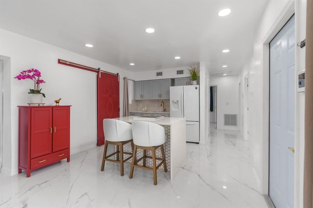 201 NE 28th Court, Boynton Beach, FL 33435