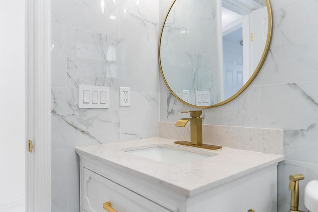 201 NE 28th Court, Boynton Beach, FL 33435