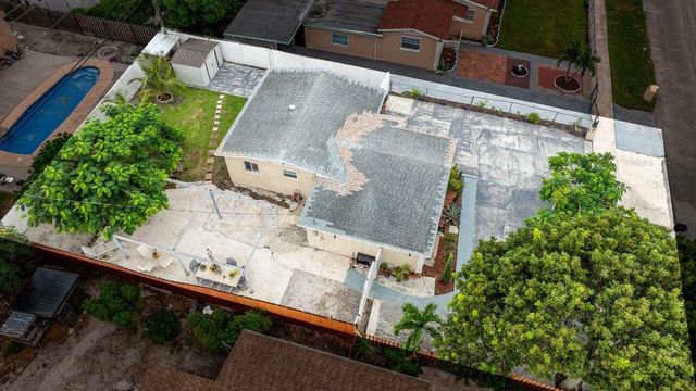 201 NE 28th Court, Boynton Beach, FL 33435