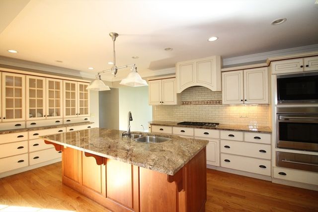 51 Anita Drive, Pittsfield, MA 01201