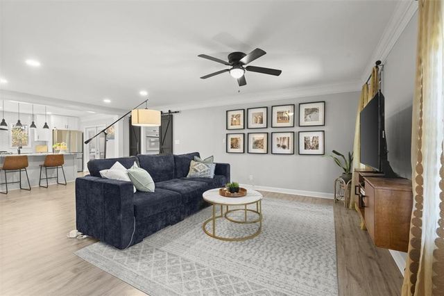 146 Lancelot Way, Lawrenceville, GA 30046