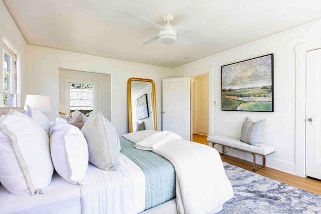 820 Hamilton Avenue, Palo Alto, CA 94301