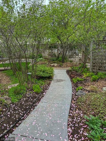 5608 Girard Avenue S, Minneapolis, MN 55419