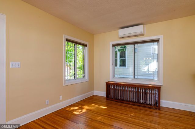5608 Girard Avenue S, Minneapolis, MN 55419