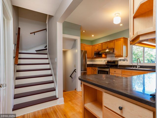 5608 Girard Avenue S, Minneapolis, MN 55419