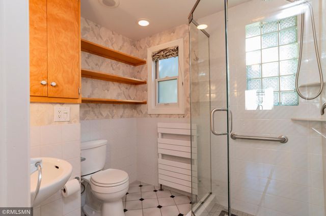 5608 Girard Avenue S, Minneapolis, MN 55419