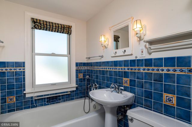 5608 Girard Avenue S, Minneapolis, MN 55419