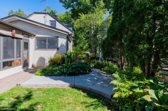 5608 Girard Avenue S, Minneapolis, MN 55419