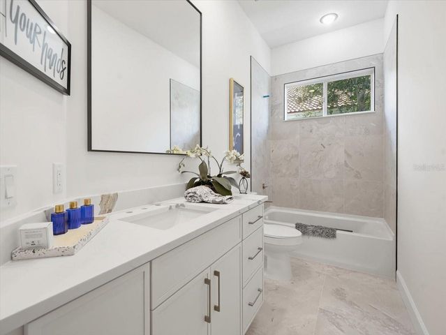 11805 SHIRE WYCLIFFE COURT, Tampa, FL 33626