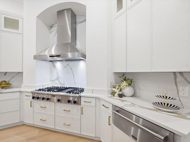 11805 SHIRE WYCLIFFE COURT, Tampa, FL 33626