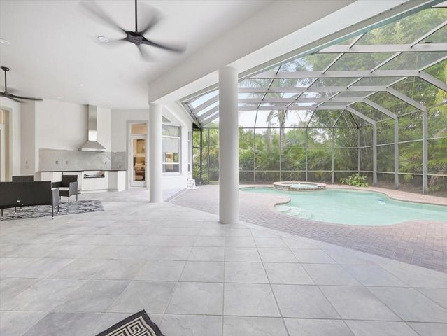 11805 SHIRE WYCLIFFE COURT, Tampa, FL 33626